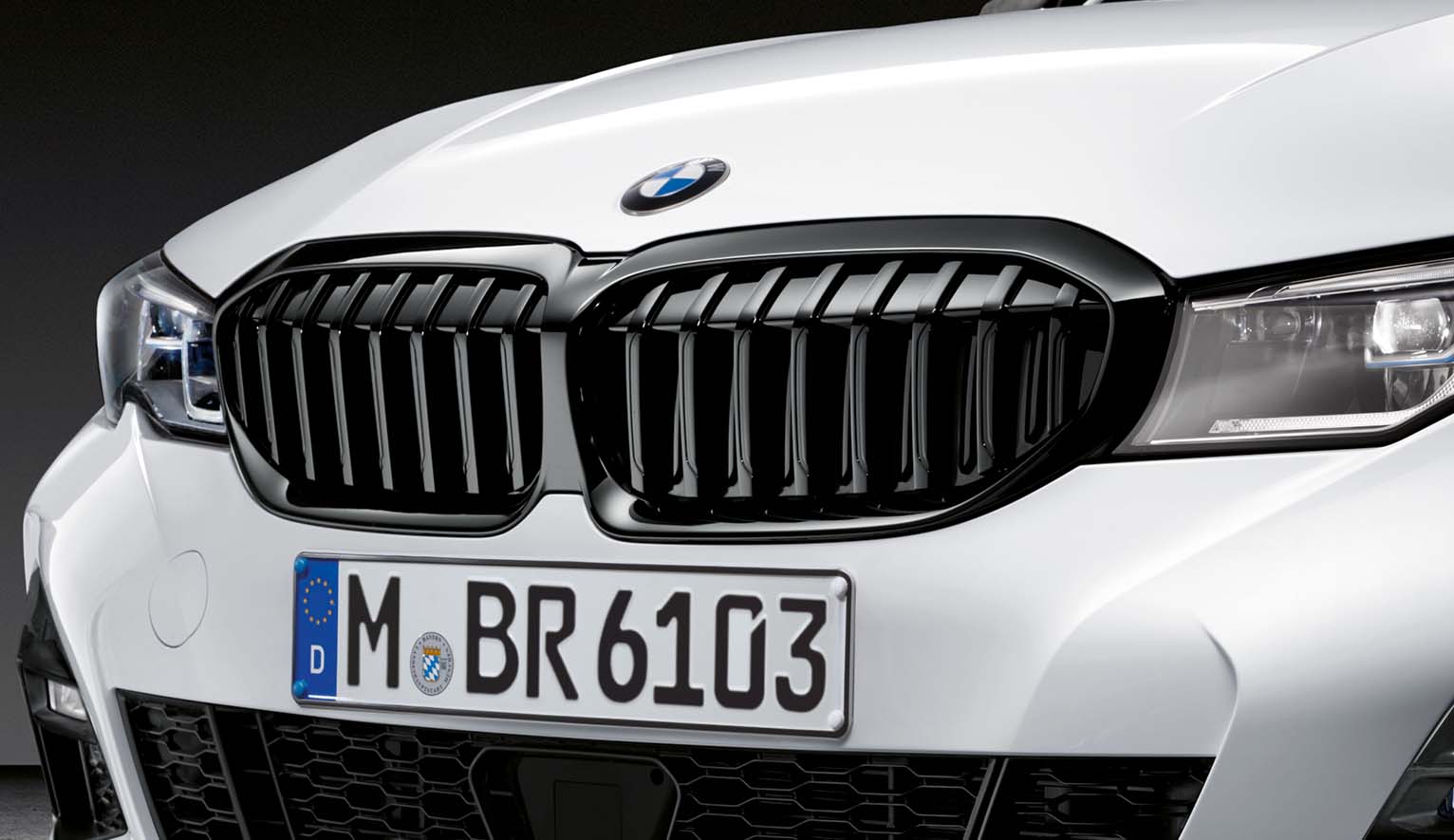 BMW Diffusorfolie matt schwarz für Nierenrahmen in Schwarz 3er G20 G21